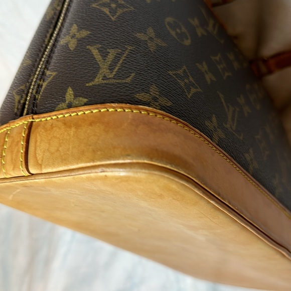SOLD Authentic Louis Vuitton Monogram Alma PM - Picture 9 of 16